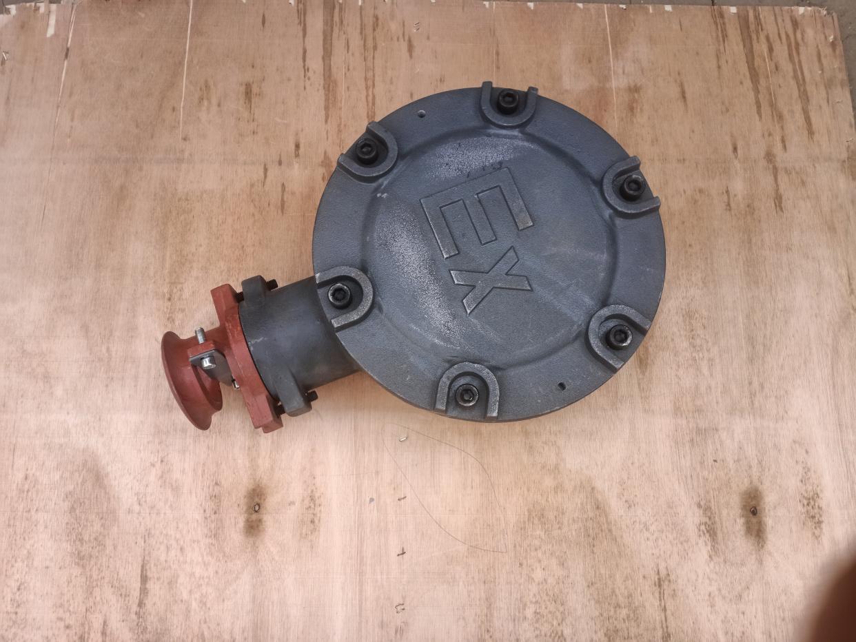 南陽(yáng)防爆電機(jī)YBK3-315L1-4 160KW雙口接線盒如何更換單口接線盒